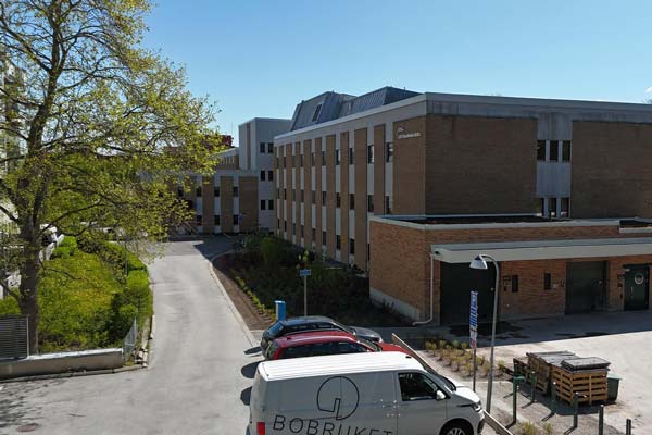 Markarbete utanför en BRF